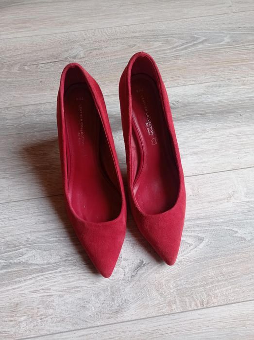 Туфлі лодочки  42