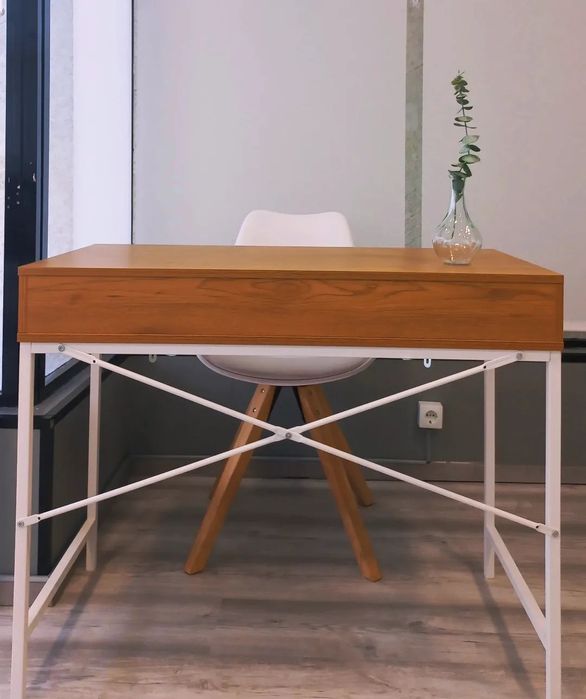 Secretária estilo nórdico Jysk