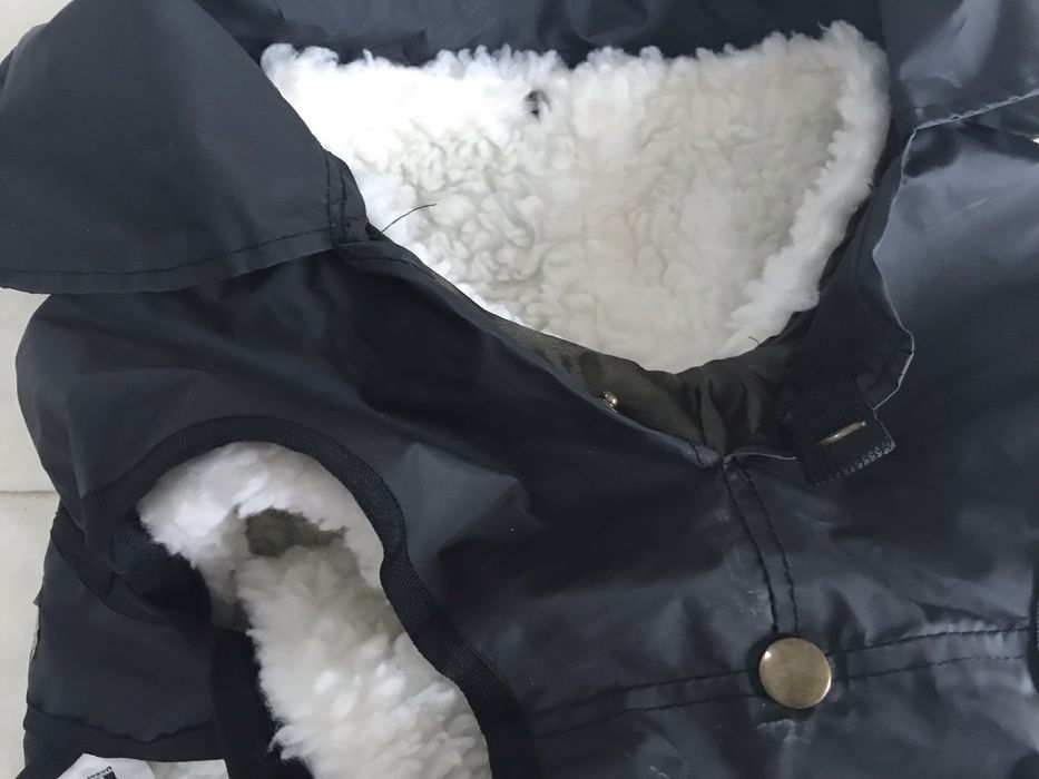 Kurtka czarna ocieplana dla duzego psa