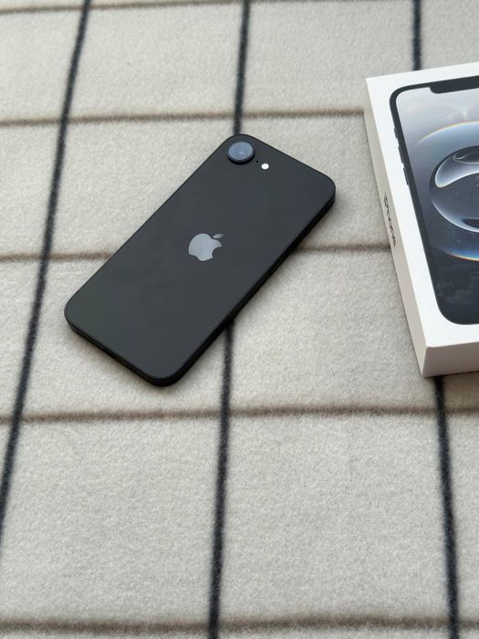 IPhone 16 E 128 Neverlock