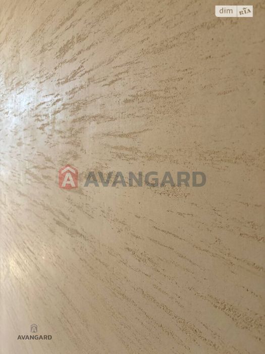 Простора квартира мікрорайон Поділля з якісним ремонтом