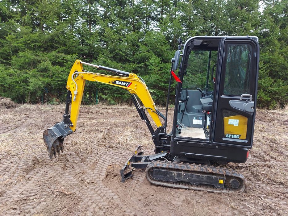 Wynajem minikoparki na doby oraz uslugi