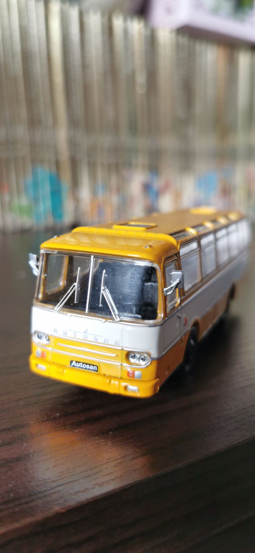 4 szt modele Autosan,jelcz skala 1:72 kultowe autobusy PRL