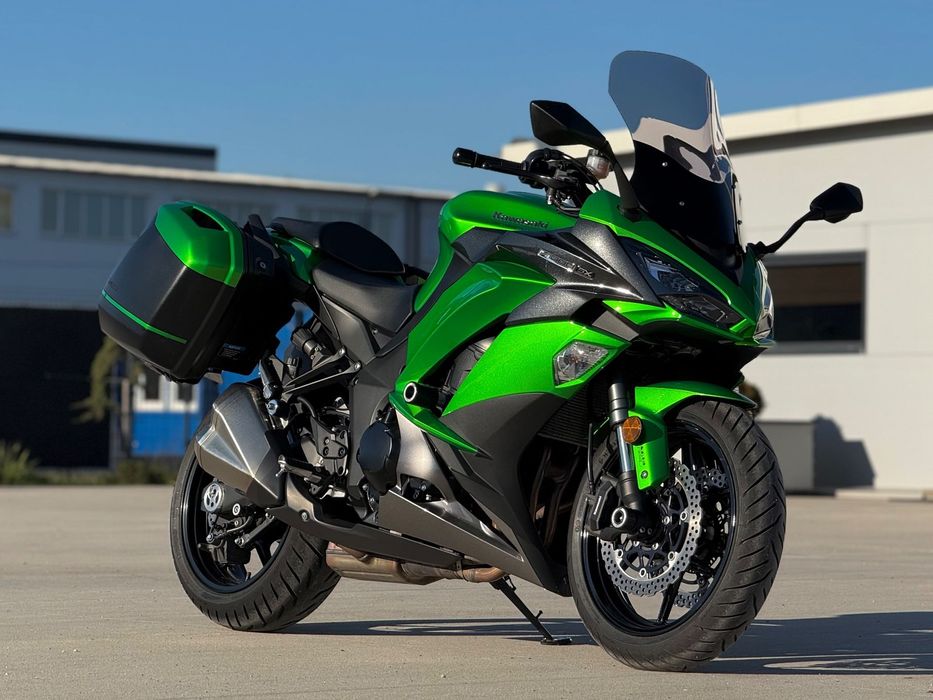 Kawasaki Z Bezwypadkowy, 2017 rok Kawasaki Z1000SX Tourer