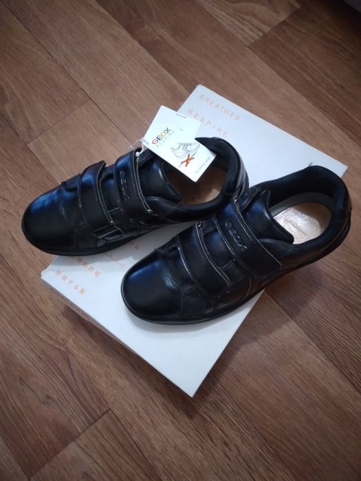 Туфли на мальчика GEOX + сандали GEOX