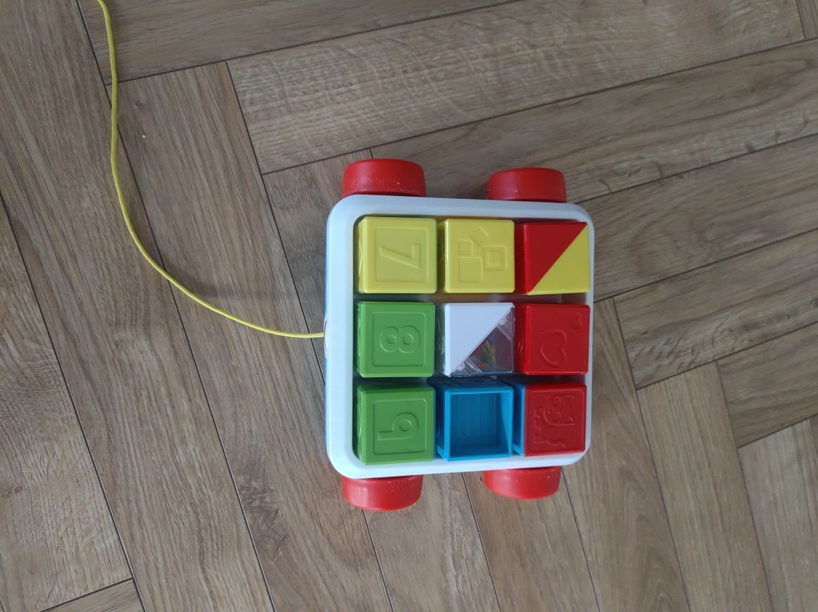 Klocki aktywizujące. Fisher Price