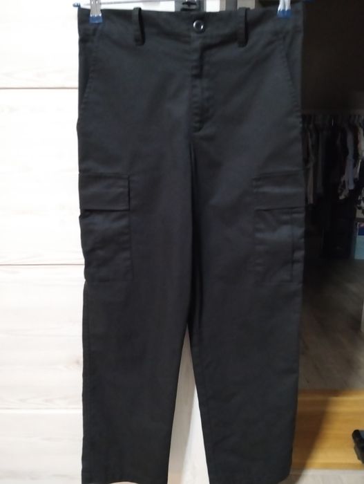 Spodnie czarne rozmiar 158 od Mundur Harcerski