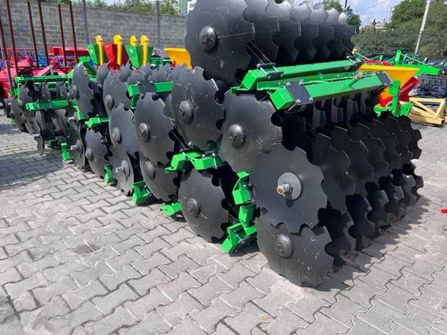 John Deere 4230 трактор