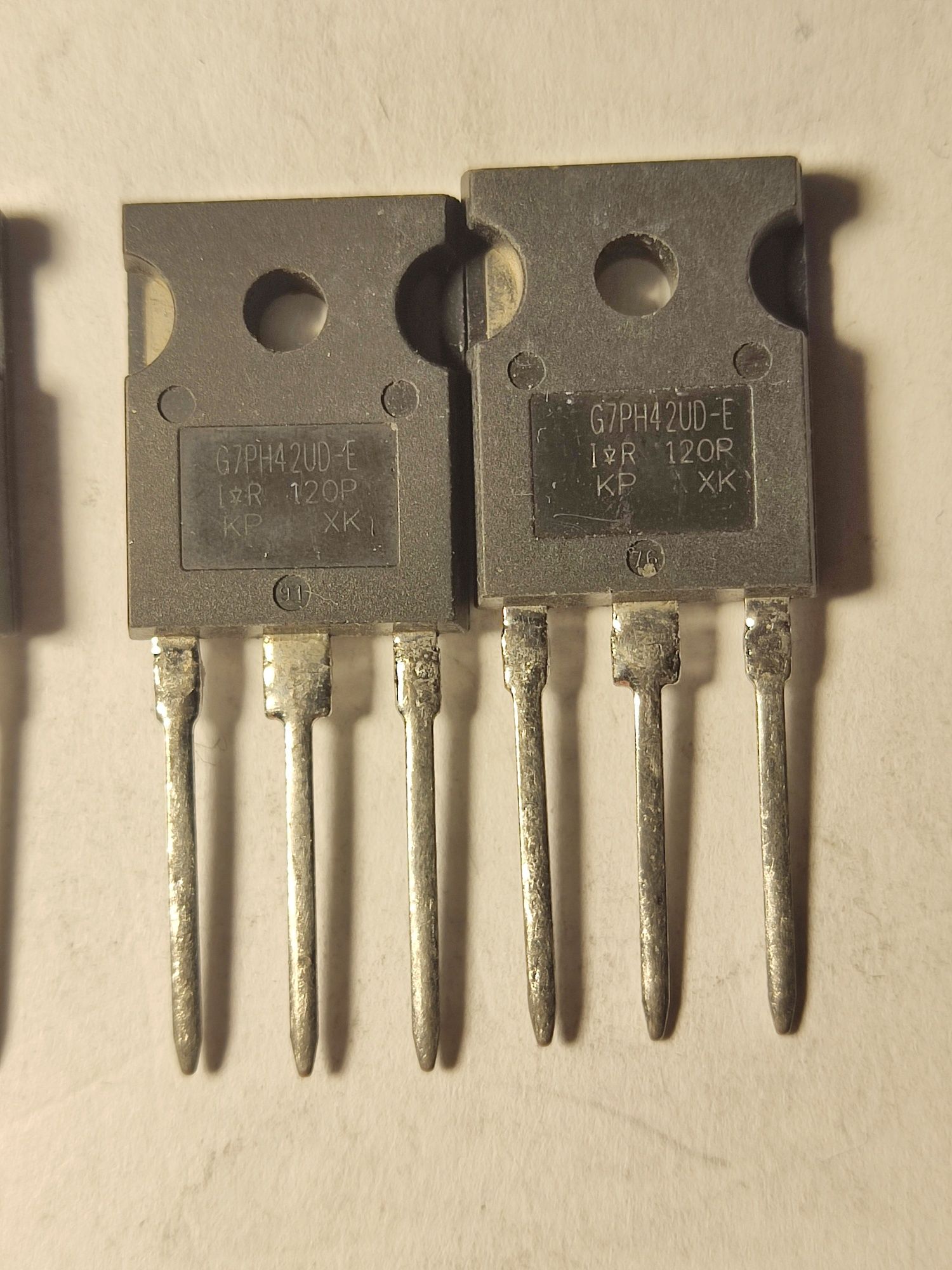 Оригінальні транзистори (MOSFET, IGBT).