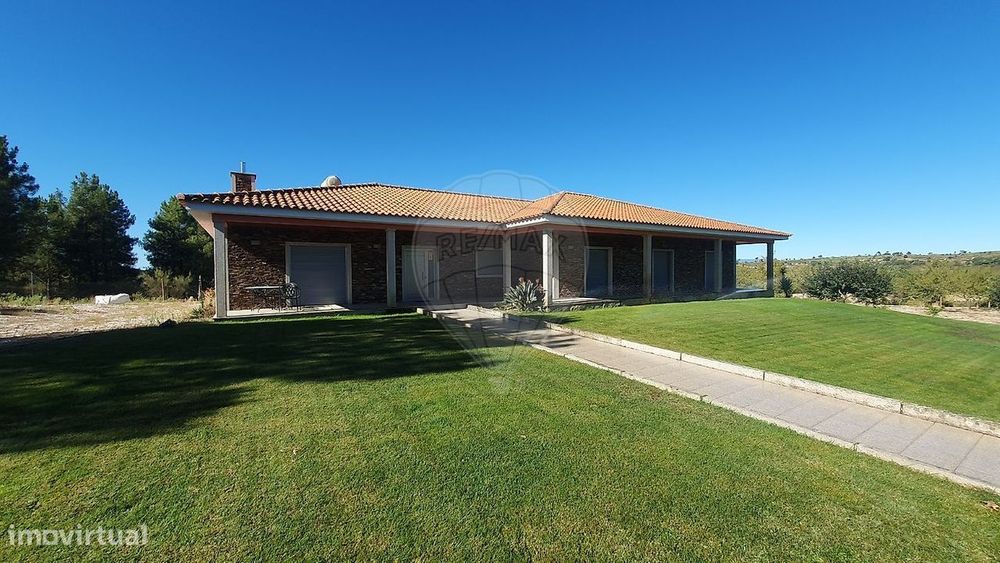 Moradia T6 para venda