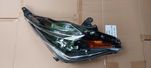 TOYOTA AYGO 2014+  lampa przednia