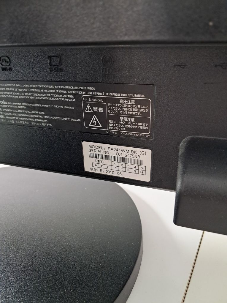 Monitor Nec 24 cale