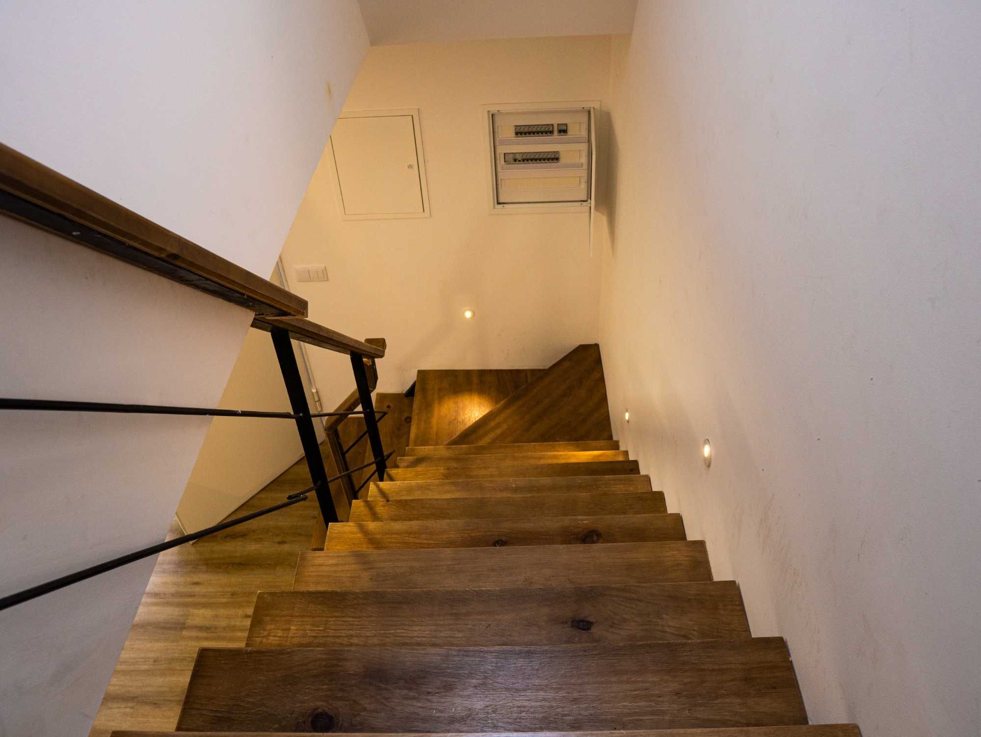 Moradia totalmente remodelada em Casainhos, Loures