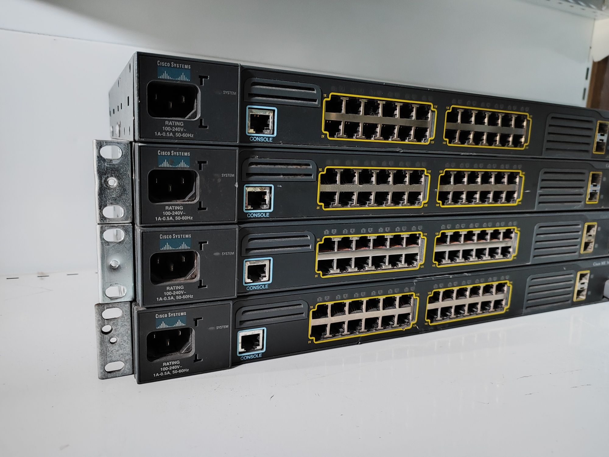 Комутатор Cisco ME 3400-24TS-A