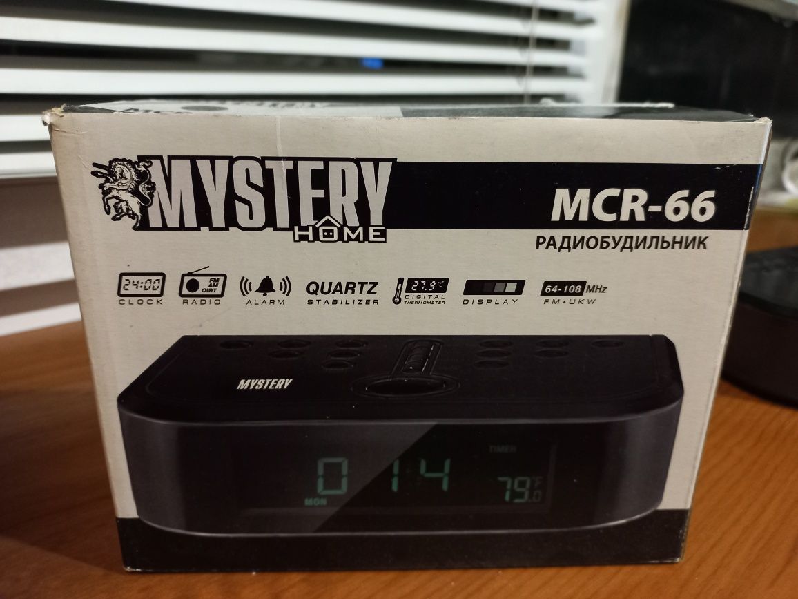 Радиобудильник, часы, FM- радио - Mystery MCR-66