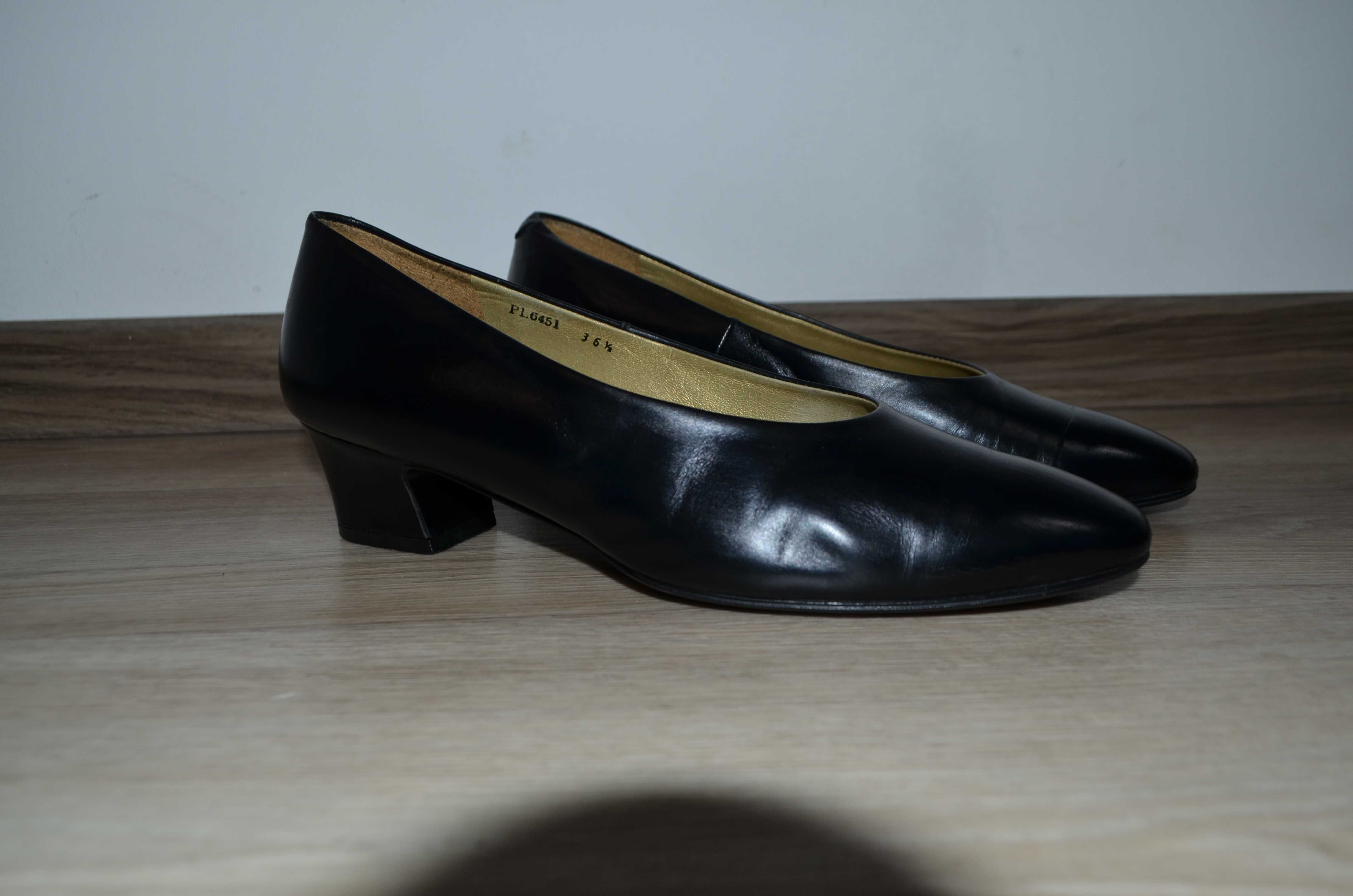 Yves Saint Laurent Pumps Women Low Heel Shoes Leather Vintage Р.36 1/2