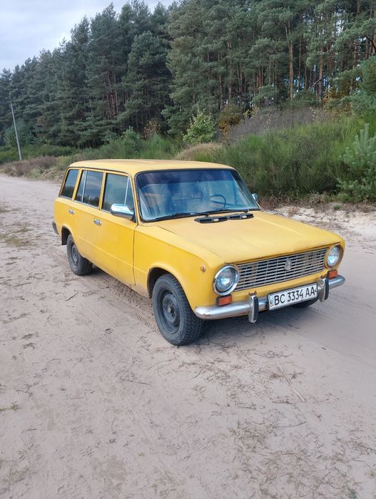 Жигулі ваз 2102 двойка