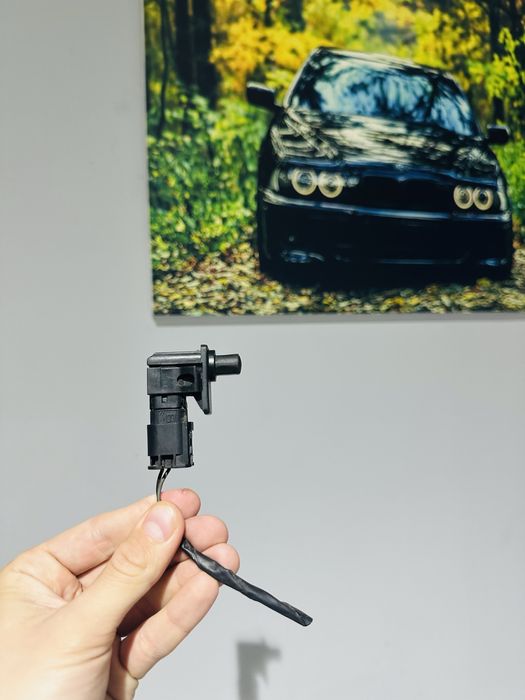 BMW E39 кінцевик капота концевик на капот Ідеал з фішкою е39 Шрот 5