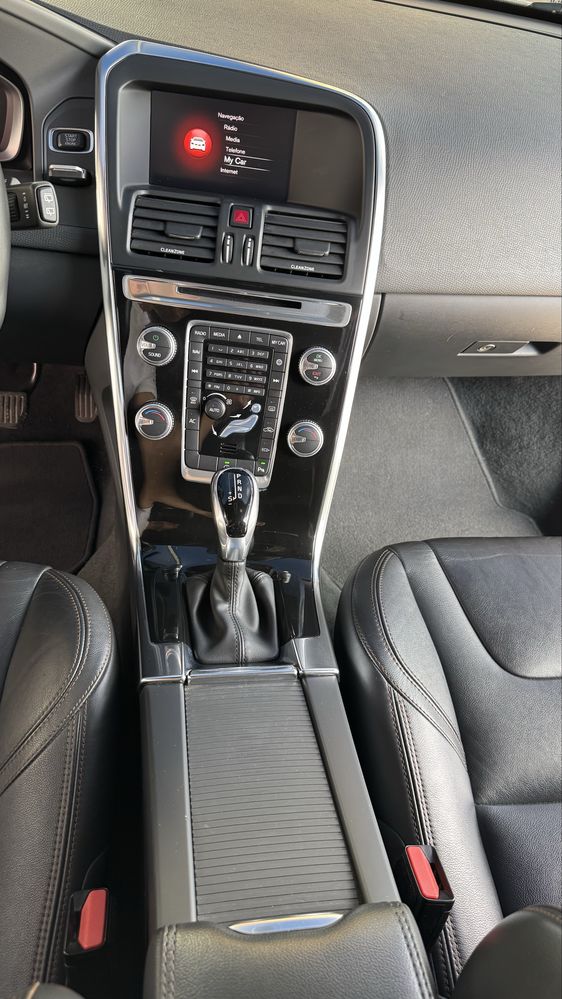 Volvo XC60  D4 190CV NACIONAL