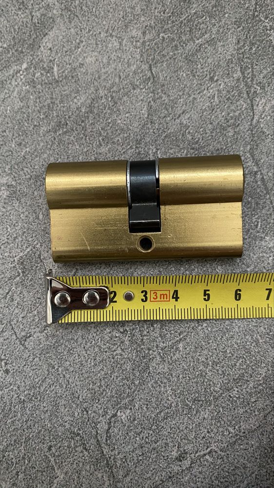 Продам сердцевину 30х30 ABUS