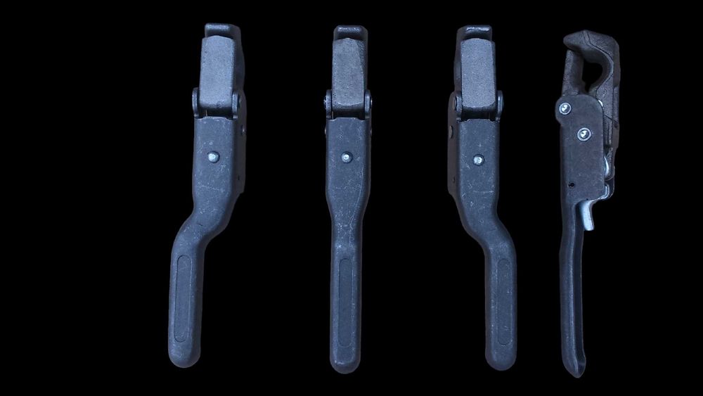 12 x spinacze ze sworzniem do burt przyczepy na sworzeń 18 typu Pronar