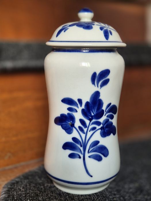 Boião de louça Viana do Castelo