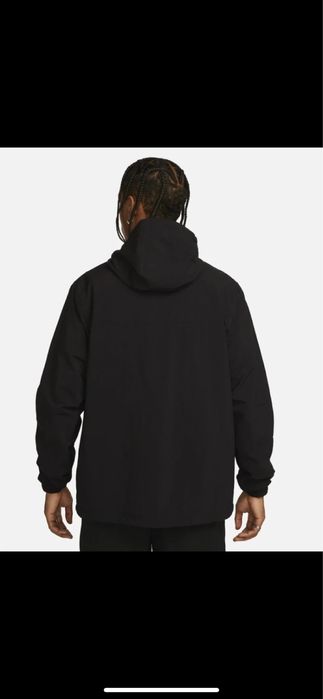 Nike, модель: Club Full-Zip Woven,