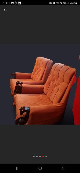 Теракотові крісла