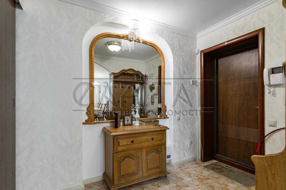 Продаж квартири  пр-т Володимира Івасюка 14 б / парк Наталка / Оболонь