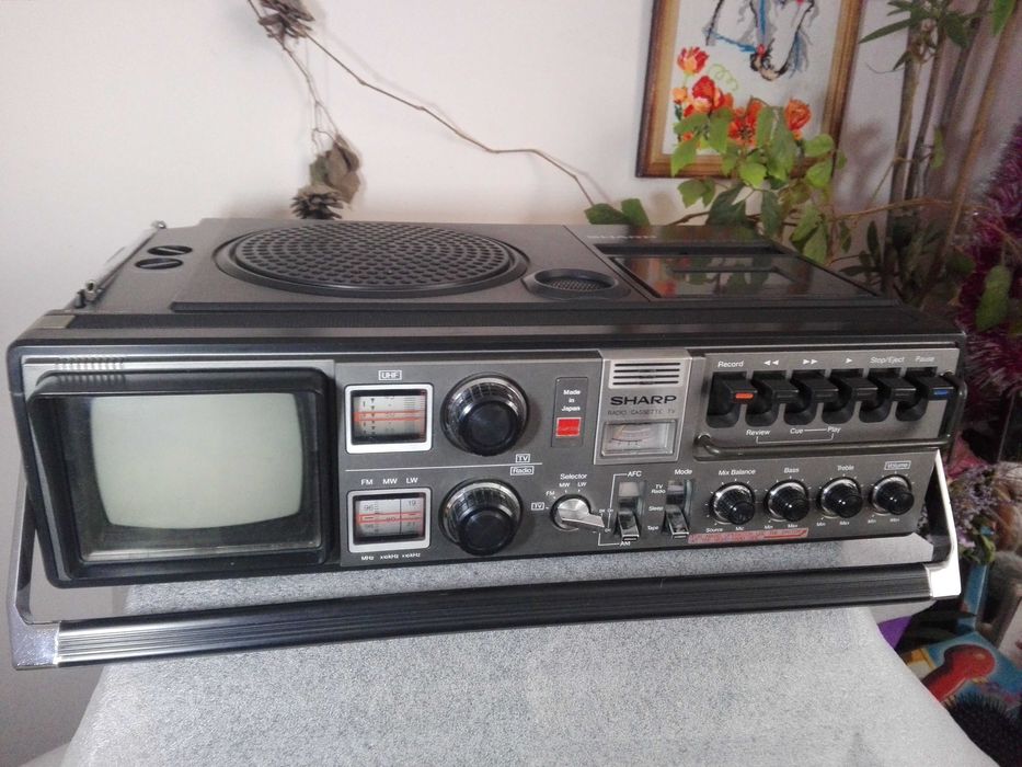 Sharp 5P-27H , телемагнітола  / GF-4646 , магнітола з Англії