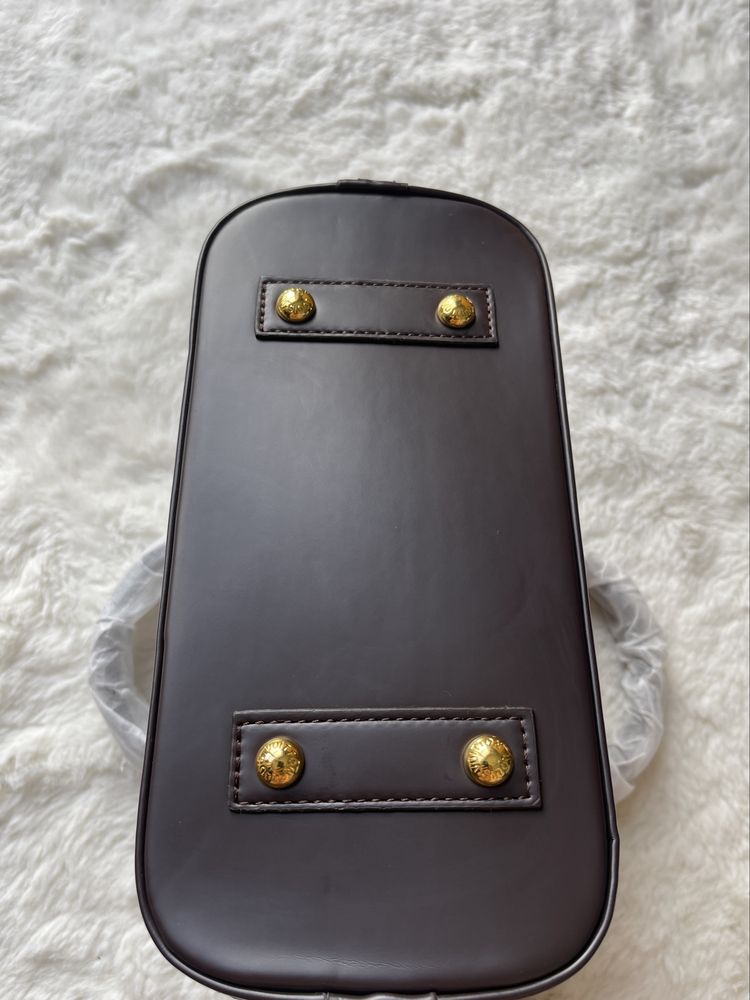 Torebka torba Louis Vuitton Alma BB