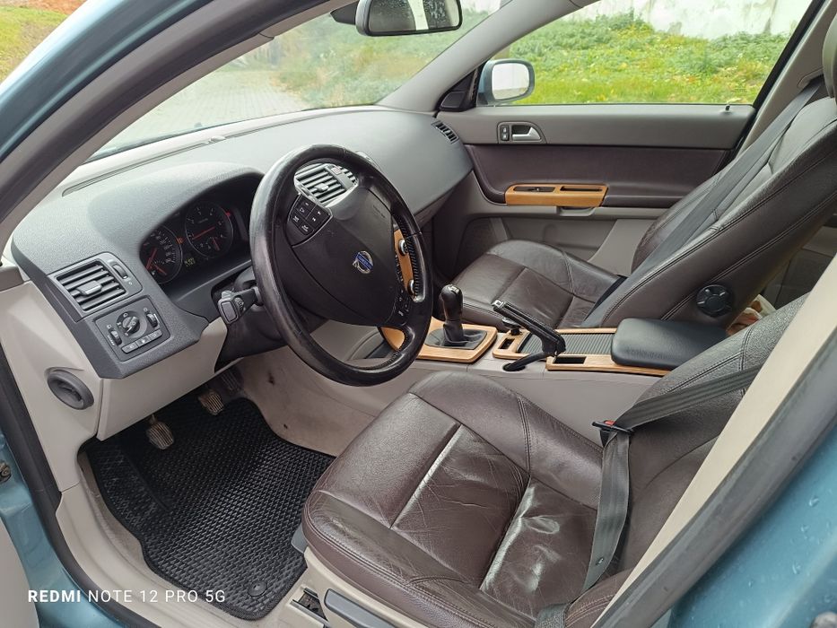 Volvo v50 1.6D сів поїхав