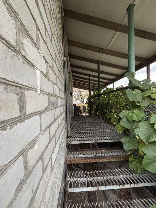 Без комиссии, с Новой крышей! Продам дом в Орловщине.