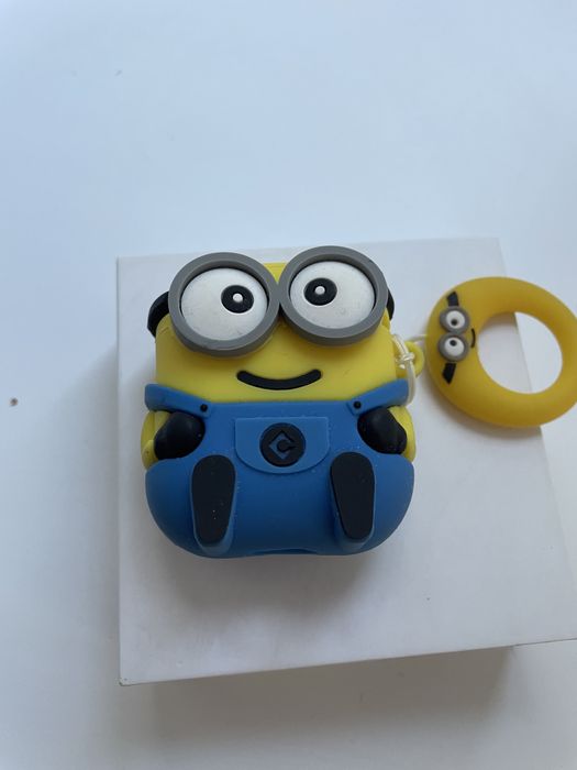AirPods (оригінал) із зарядним кейсом + чохол Minion