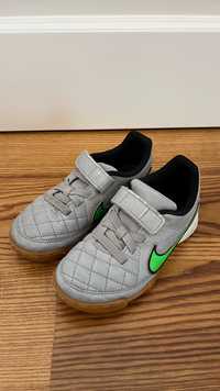 NIKE TIEMPO V4 IC JUNIOR. Używane. Rozmiar 28.5