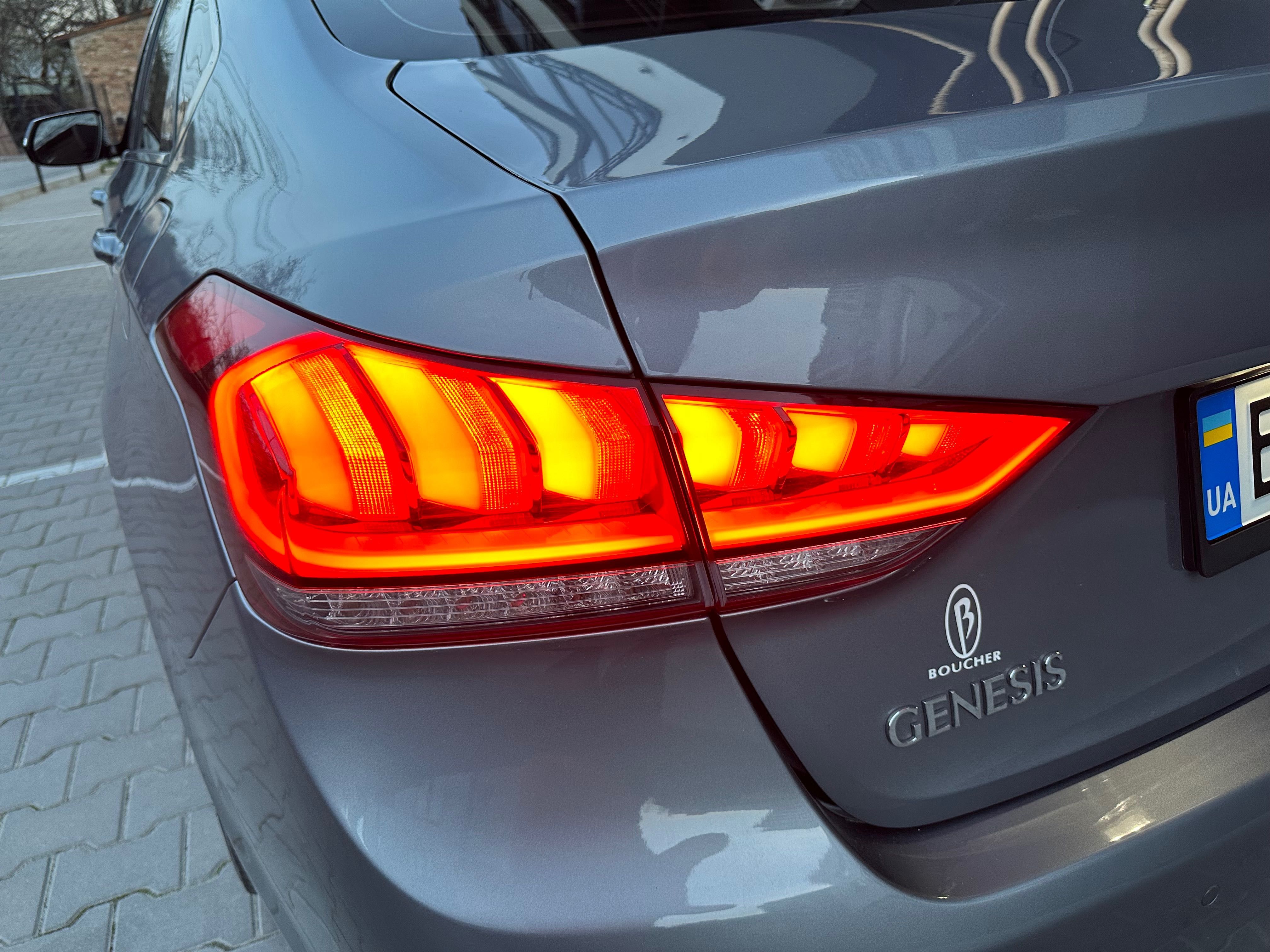 Продам Hyundai Genesis