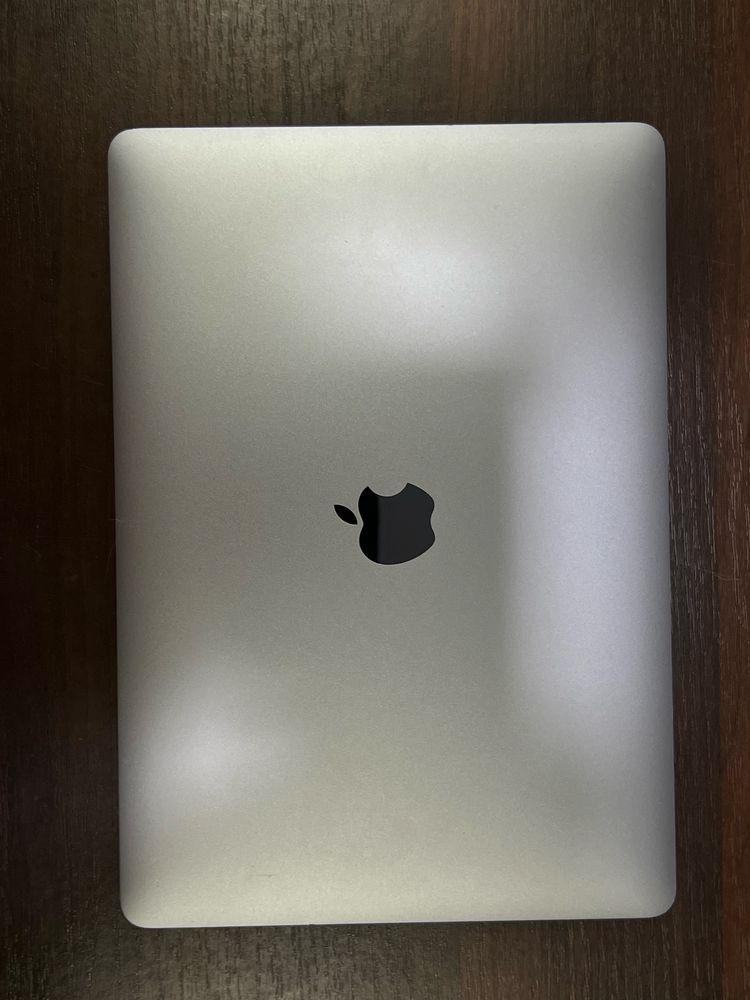 Macbook pro 13 M1 8/256 / 93% акб