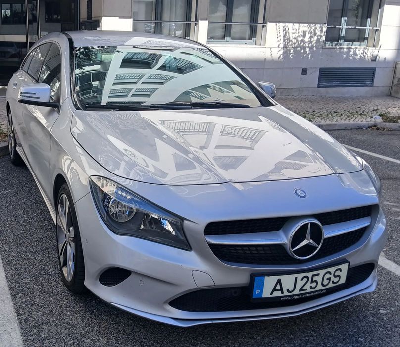 Mercedes-Benz CLA 220 Shooting Brake d 4Matic 7G-DCT Urban