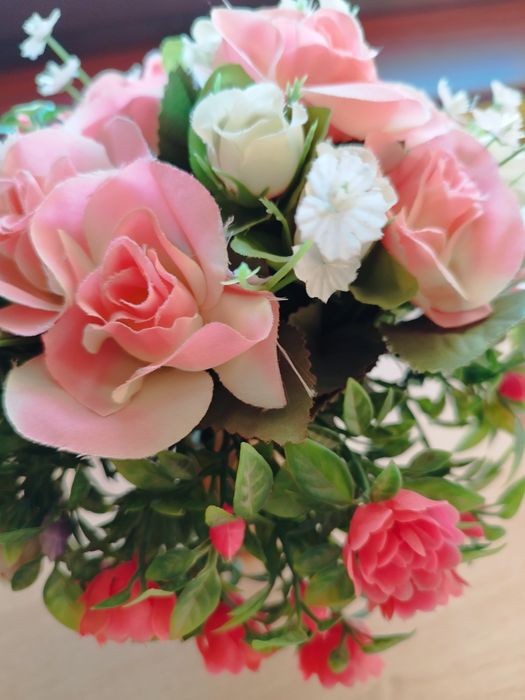 Sprzedam kwiatki sztuczne