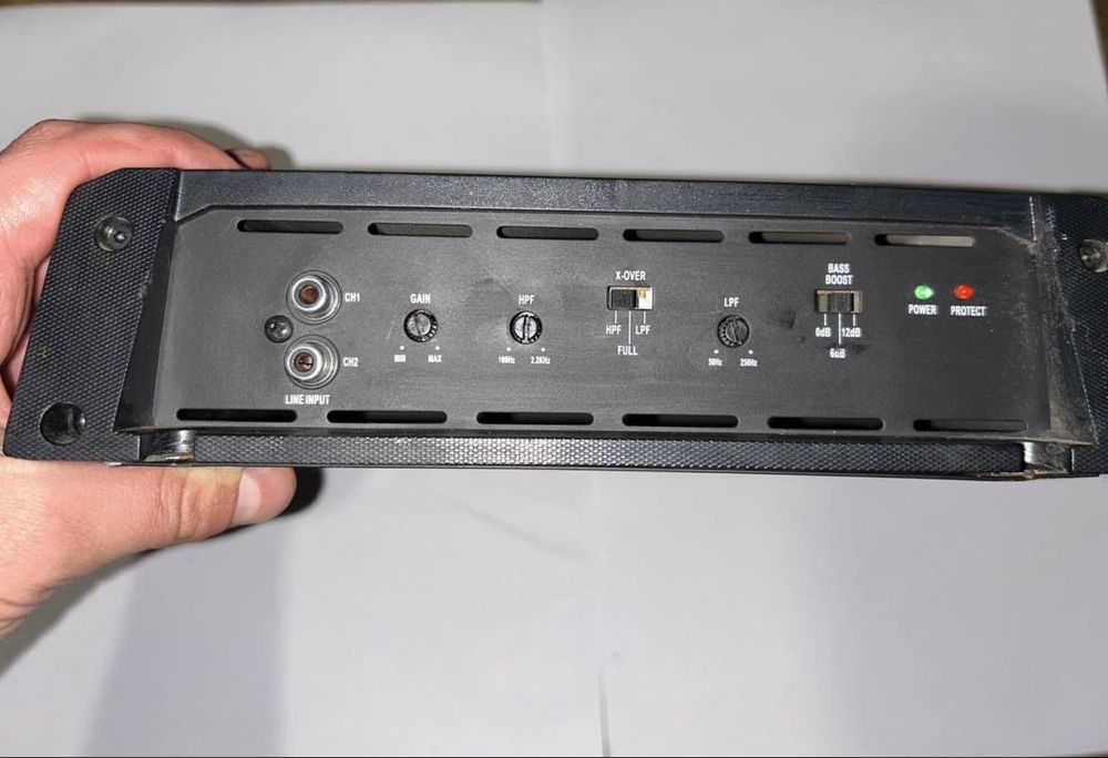 Продам усилитель CALCELL VAC 90.2