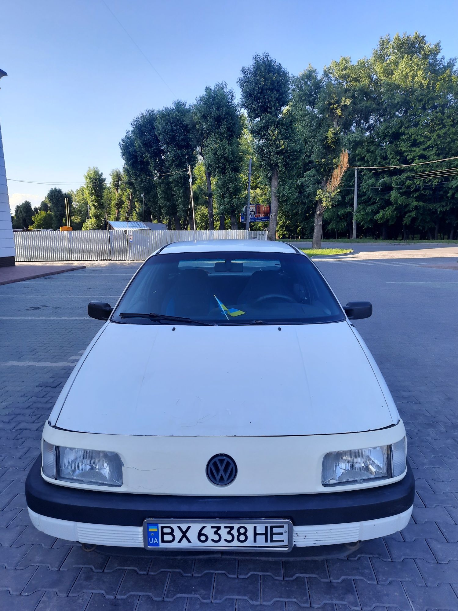 Volkswagen Passat

B3