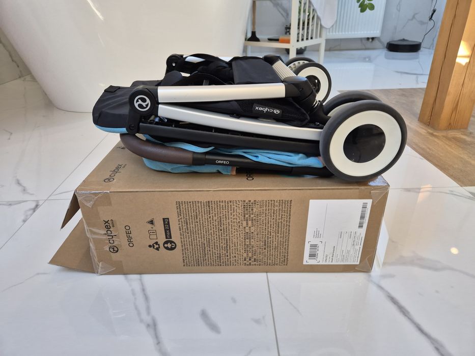 Cybex Orfeo do samolotu