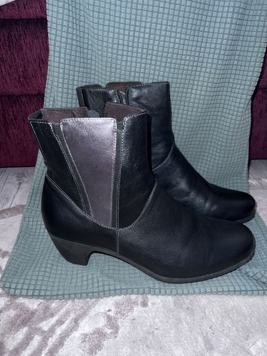 Ботинки женские