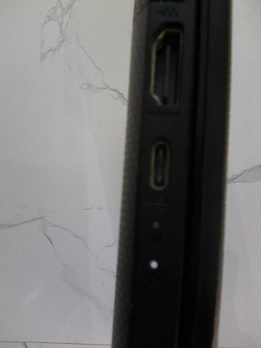 Portátil HP 15-dw1xxx,Intel Pentium Gold , Inclui Mala. 70 euro.