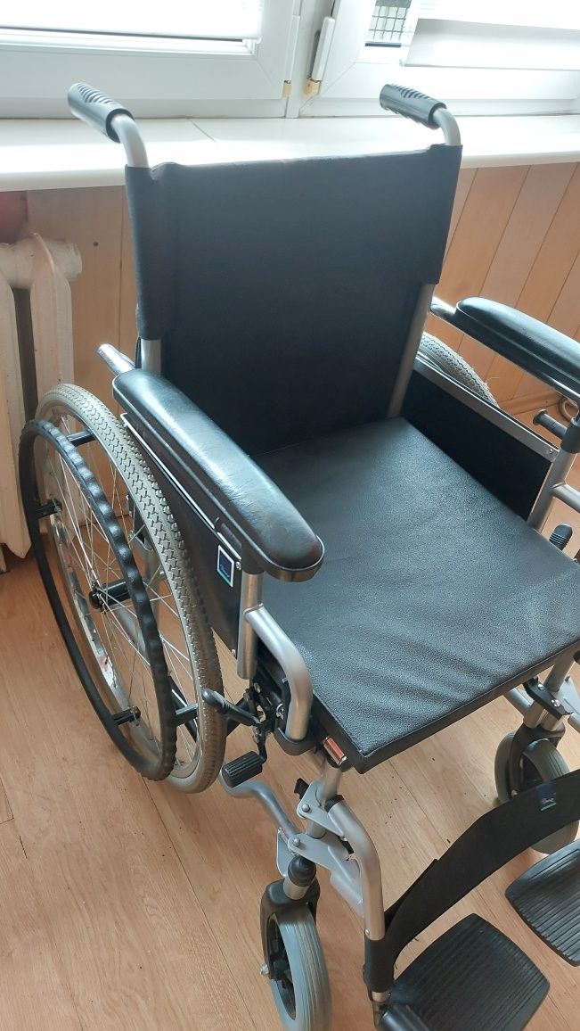 Nowy wózek inwalidzki firmy timago rozmiar 46cm do 115kg