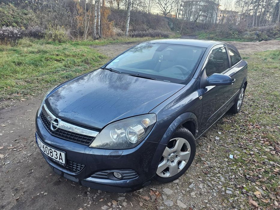 Opel Astra Opel Astra H GTC 1.9 CDTI