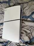 PlayStation 5 Slim  z napedem niecale 2 miesiace ma jak nowa