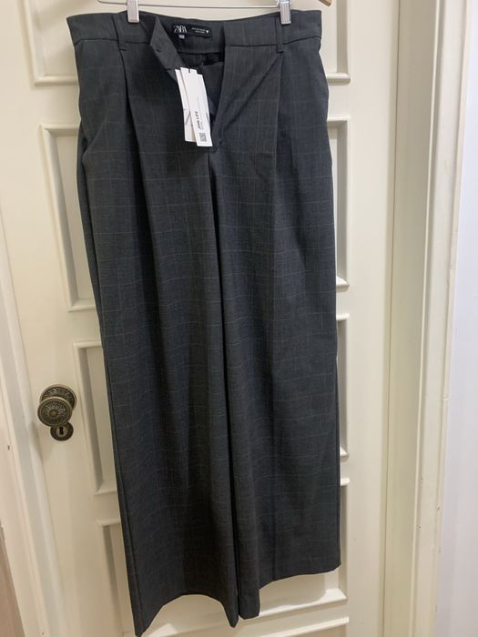 Calças cinza Novas Zara