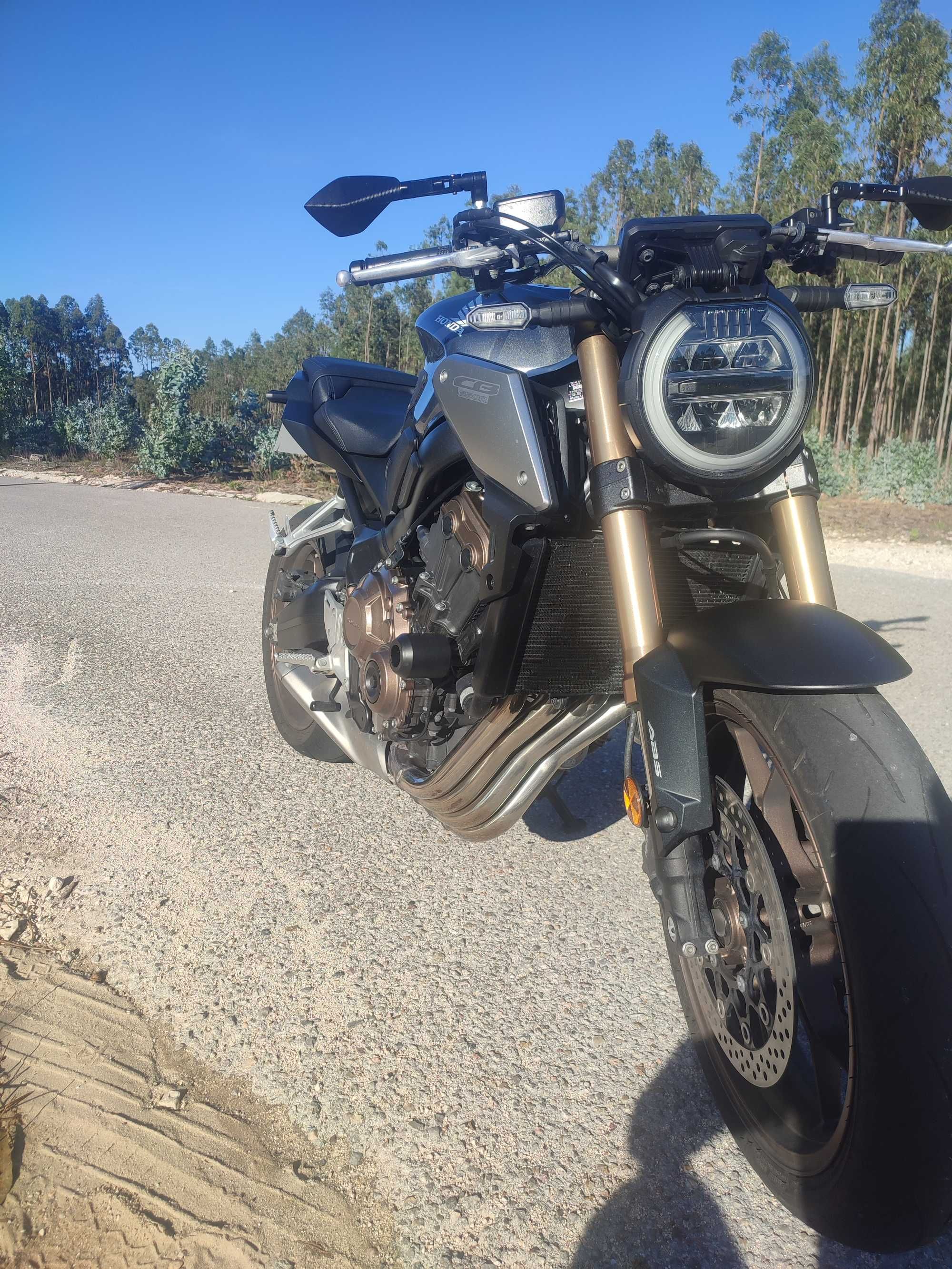 Honda cb650r 2022