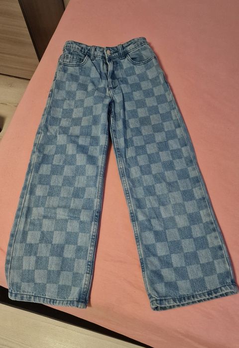 Spodnie jeans szerokie
